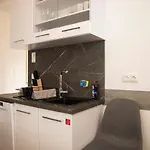 Schoene 78m2, 3 Schlafzimmer, 2 Baeder, Zentrumnah, 1og Lejlighed