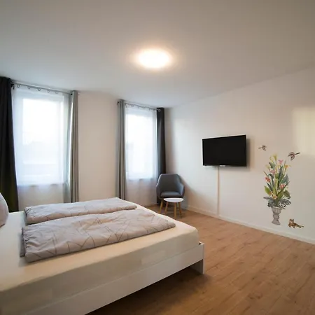 Schoene 78m2, 3 Schlafzimmer, 2 Baeder, Zentrumnah, 1og * Erfurt