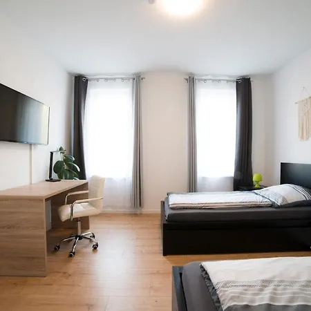 Apartmán Schoene 78m2, 3 Schlafzimmer, 2 Baeder, Zentrumnah, 1og *