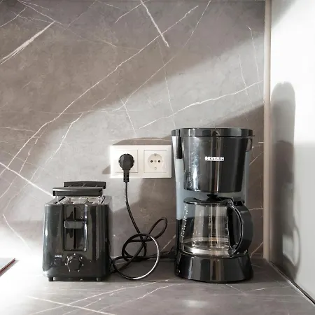 Schoene 78m2, 3 Schlafzimmer, 2 Baeder, Zentrumnah, 1og