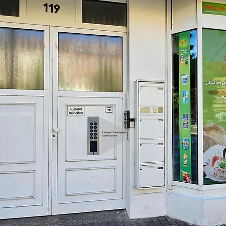 Appartement Schoene 78m2, 3 Schlafzimmer, 2 Baeder, Zentrumnah, 1og *