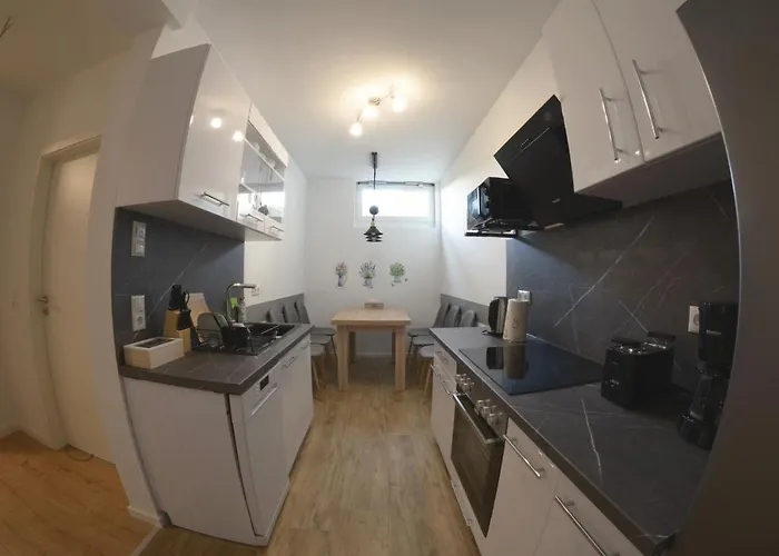 Schoene 78m2, 3 Schlafzimmer, 2 Baeder, Zentrumnah, 1og * Erfurt