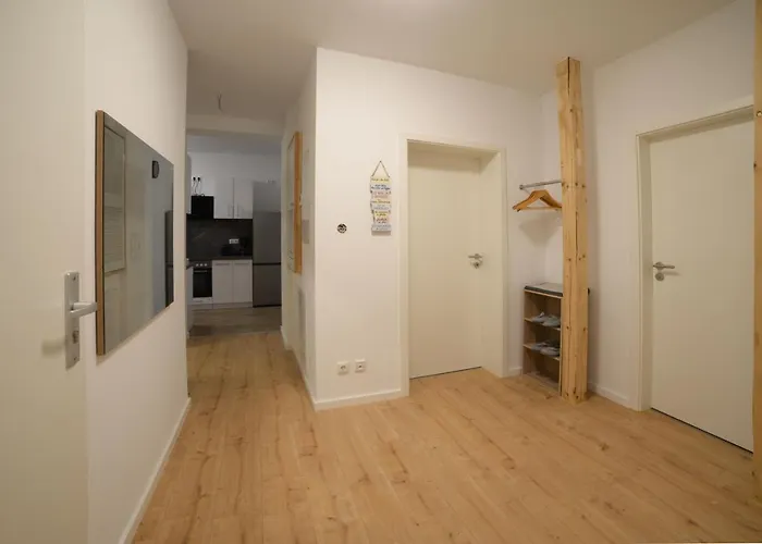 Schoene 78m2, 3 Schlafzimmer, 2 Baeder, Zentrumnah, 1og Erfurt