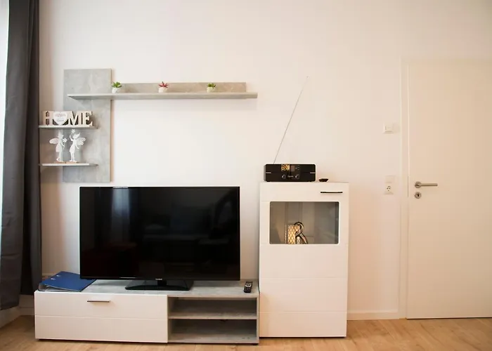 Schoene 78m2, 3 Schlafzimmer, 2 Baeder, Zentrumnah, 1og Apartament Erfurt