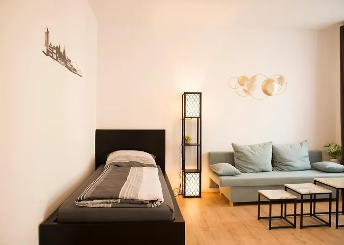 Schoene 78m2, 3 Schlafzimmer, 2 Baeder, Zentrumnah, 1og *