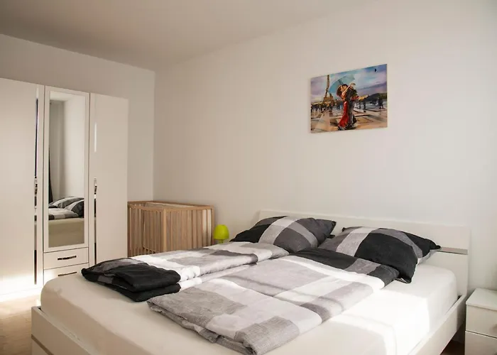 Schoene 78m2, 3 Schlafzimmer, 2 Baeder, Zentrumnah, 1og * Erfurt